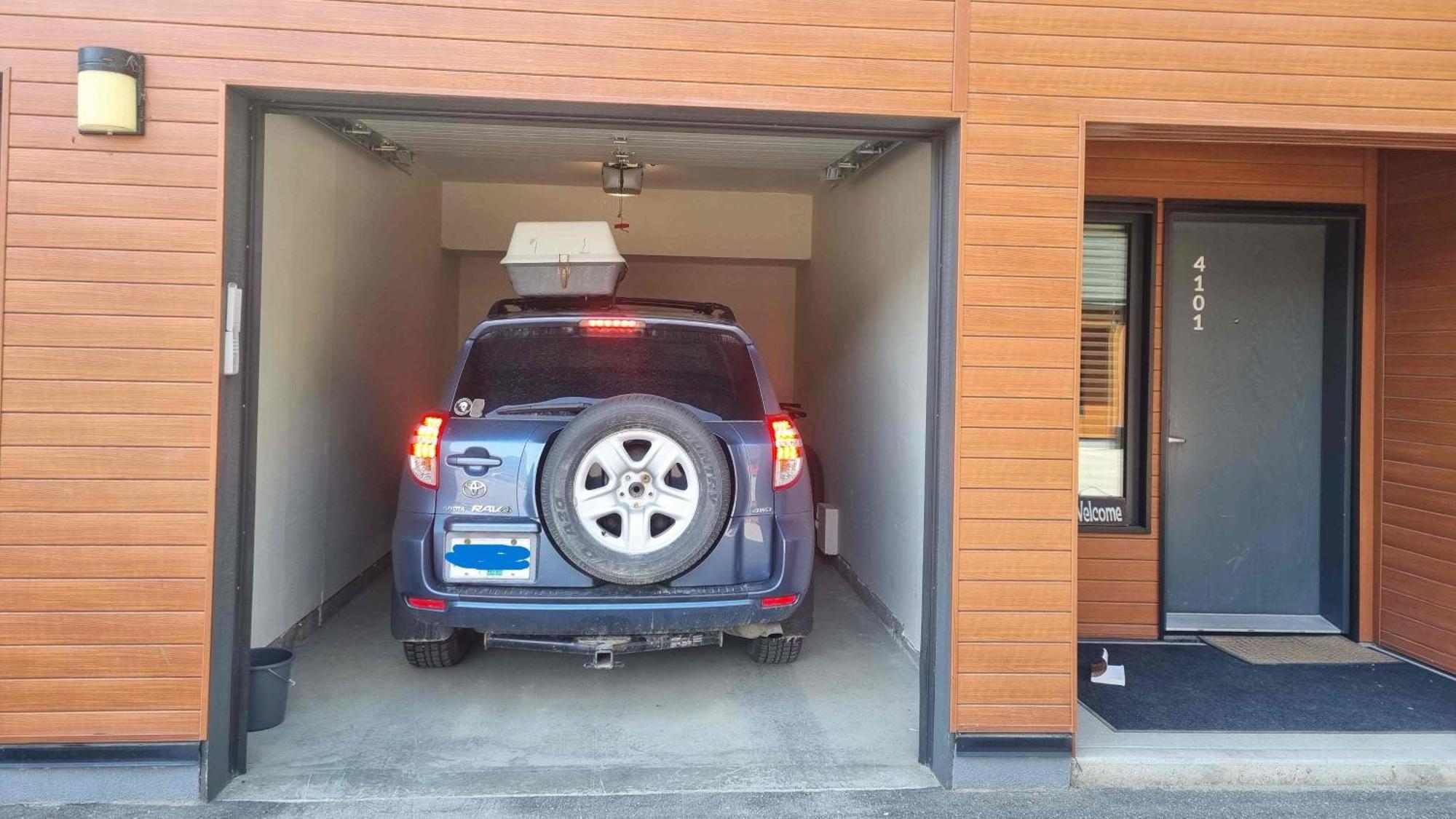 Al'S Escape By Revelstoke Vacations Apartment Екстериор снимка